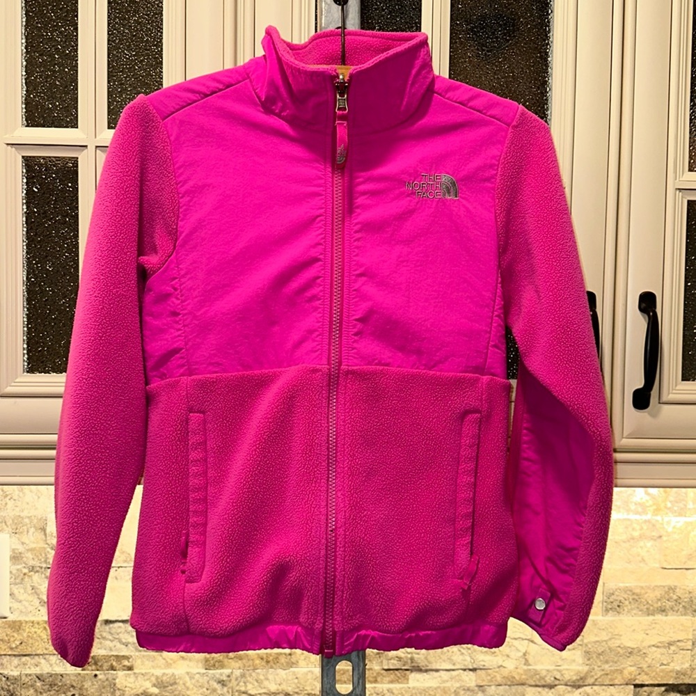 Girls Northface pink jacket Medium 10-12
